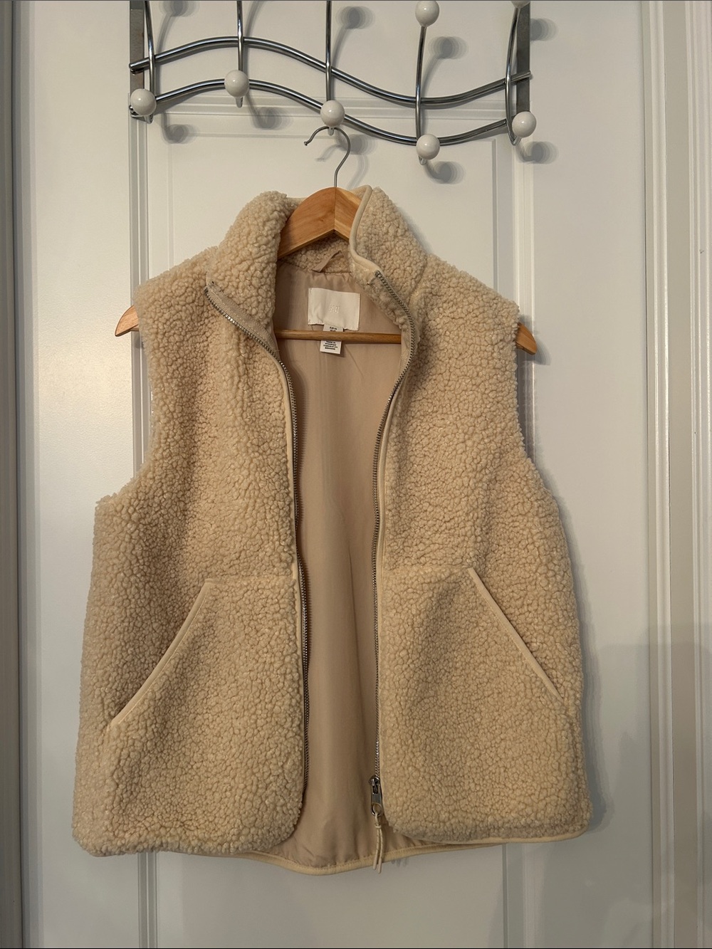Cozy Beige Sherpa Zip Vest H&M